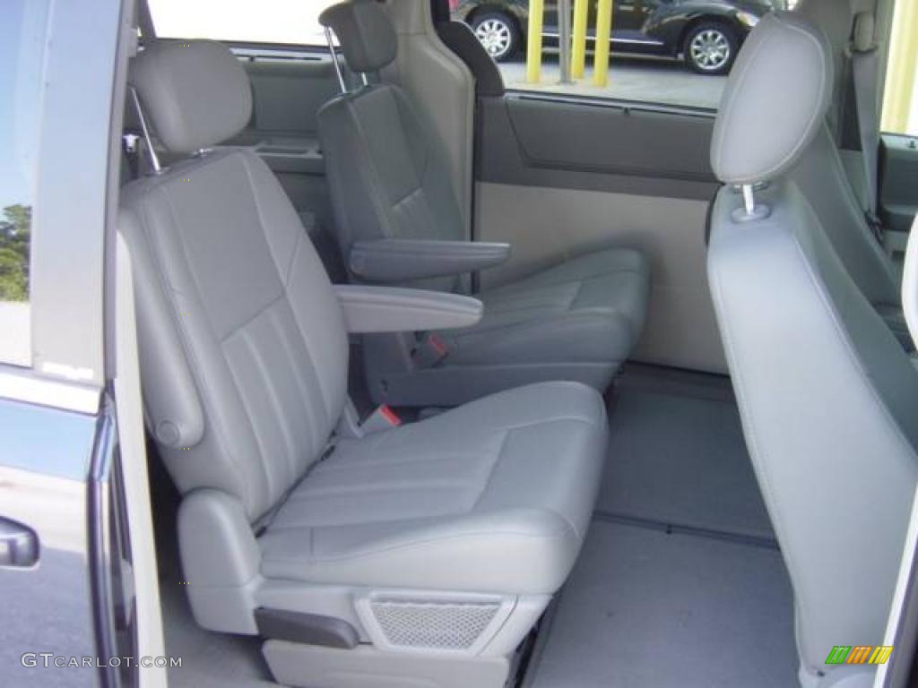 2008 Town & Country Touring Signature Series - Modern Blue Pearlcoat / Medium Slate Gray/Light Shale photo #23