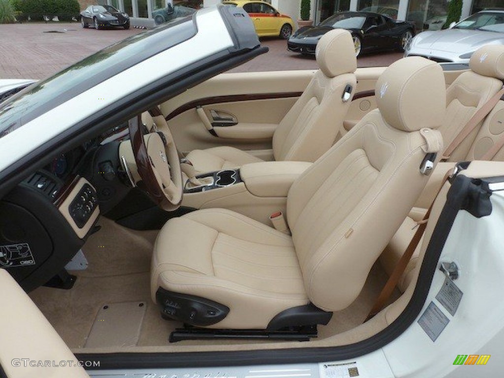 2012 Maserati GranTurismo Convertible GranCabrio Front Seat Photo #68569123