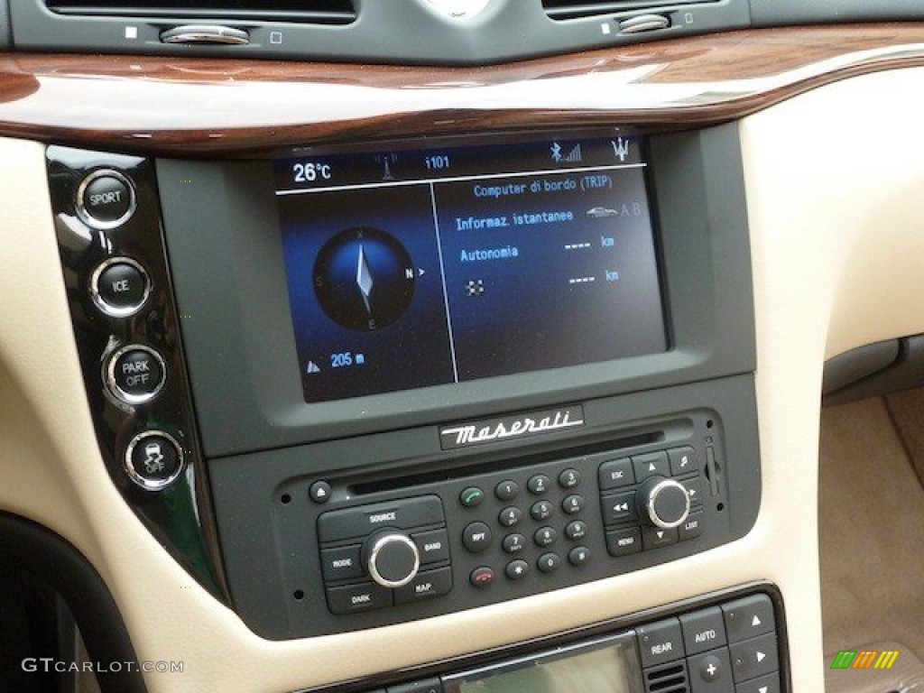 2012 Maserati GranTurismo Convertible GranCabrio Audio System Photos