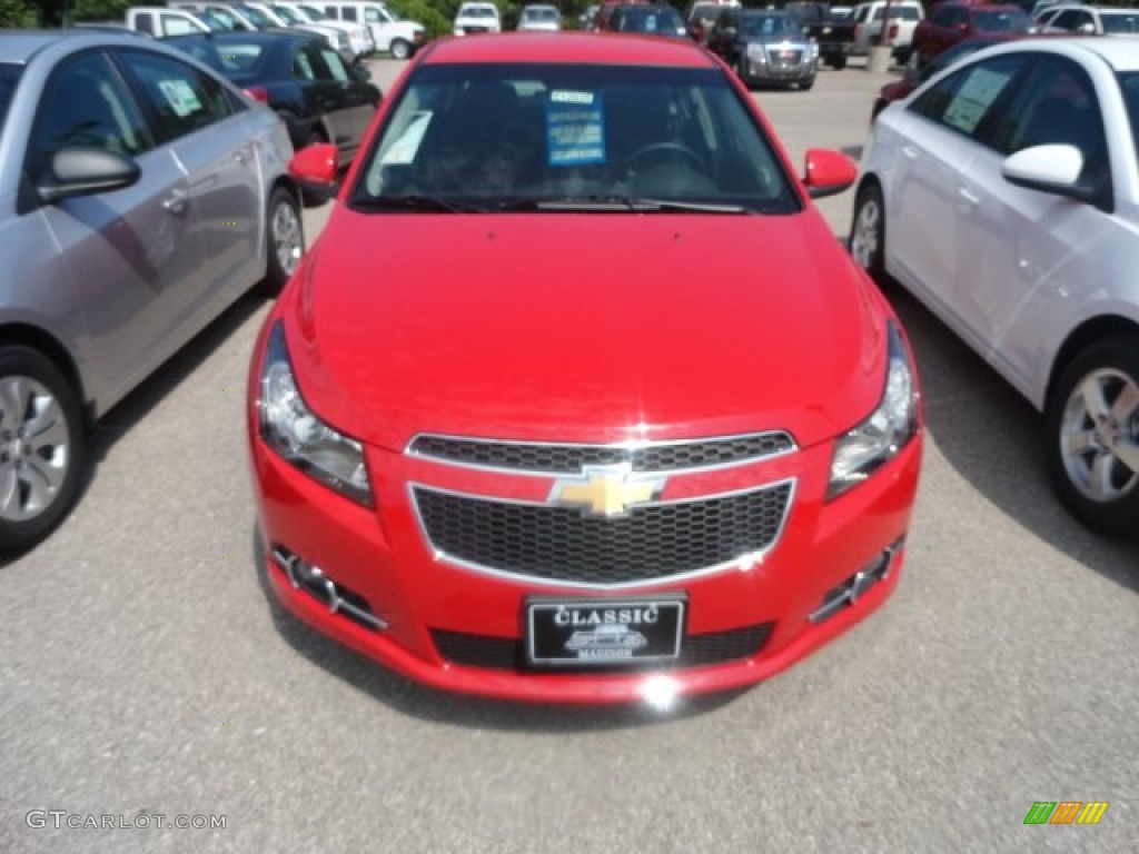 2012 Cruze LT/RS - Victory Red / Jet Black photo #2