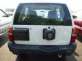 White - Tracker 4WD Hard Top Photo No. 3