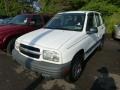 White - Tracker 4WD Hard Top Photo No. 5