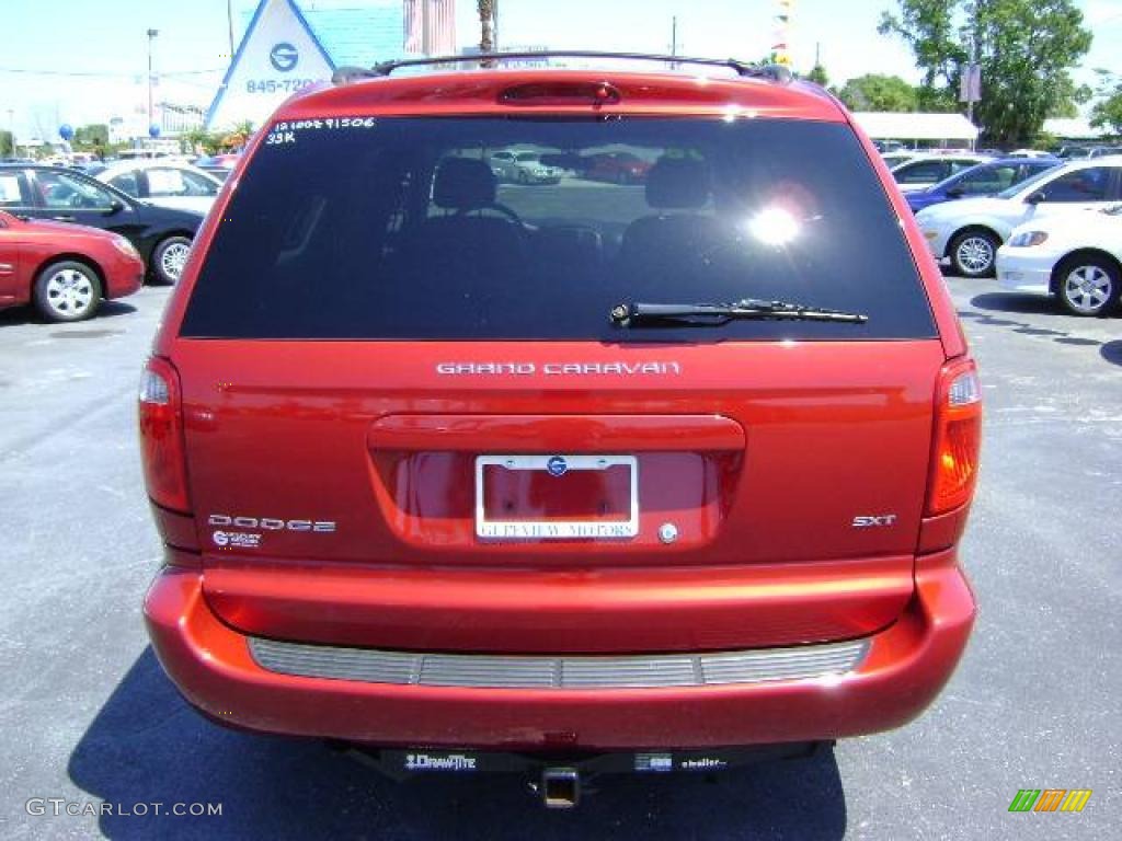 2006 Grand Caravan SXT - Inferno Red Crystal Pearl / Medium Slate Gray photo #4