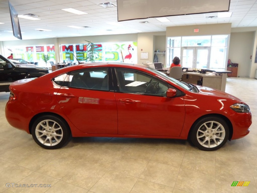 2013 Dart Rallye - Redline 2-Coat Pearl / Black/Light Diesel Gray photo #4