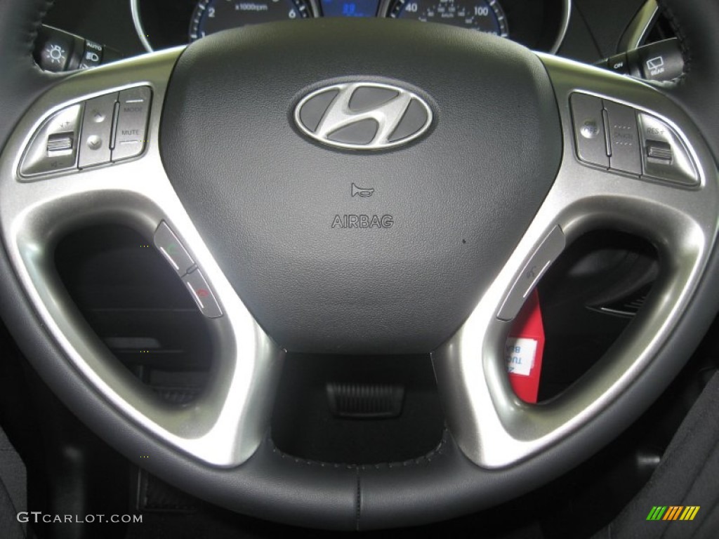 2012 Hyundai Tucson Limited AWD Controls Photo #68580704