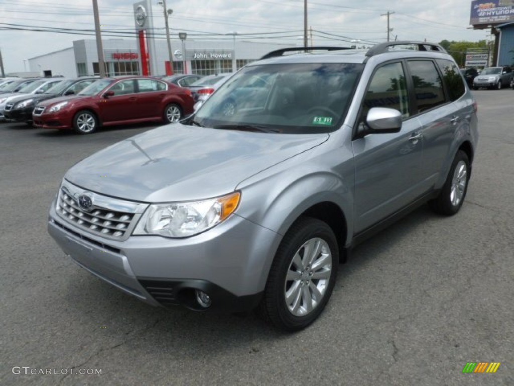 2012 Forester 2.5 X Limited - Ice Silver Metallic / Black photo #3