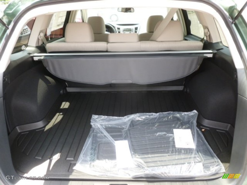 2013 Subaru Outback 2.5i Premium Trunk Photo #68581325