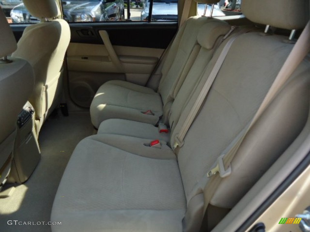 2010 Toyota Highlander V6 4WD Rear Seat Photo #68582150