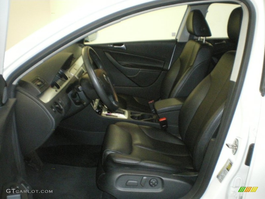 2009 Passat Komfort Sedan - Candy White / Deep Black photo #12