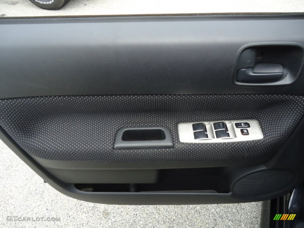 2004 xB  - Black / Dark Charcoal photo #12