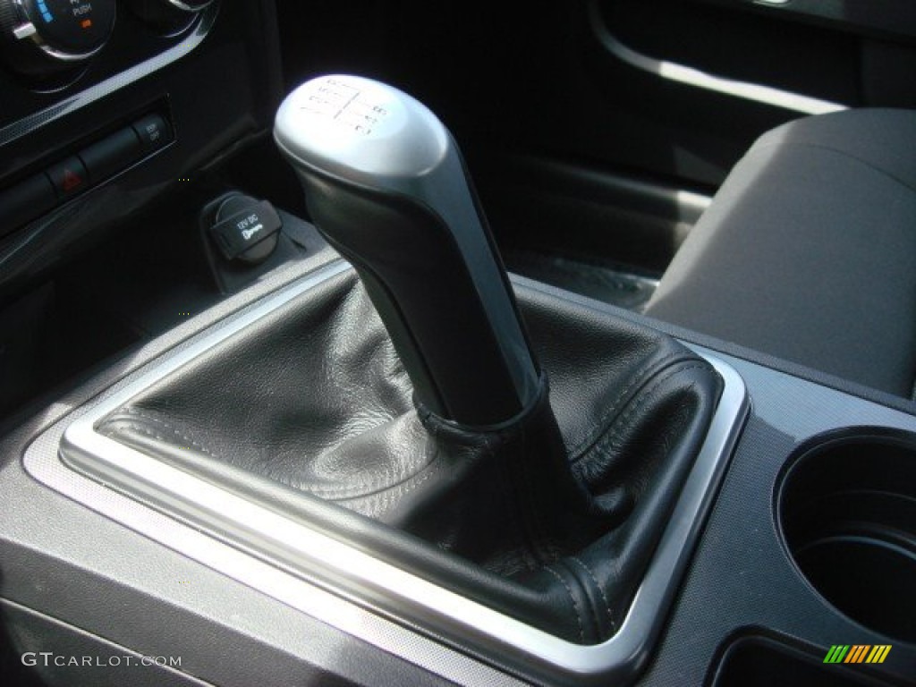 2010 Dodge Challenger R/T 6 Speed Manual Transmission Photo #68584138