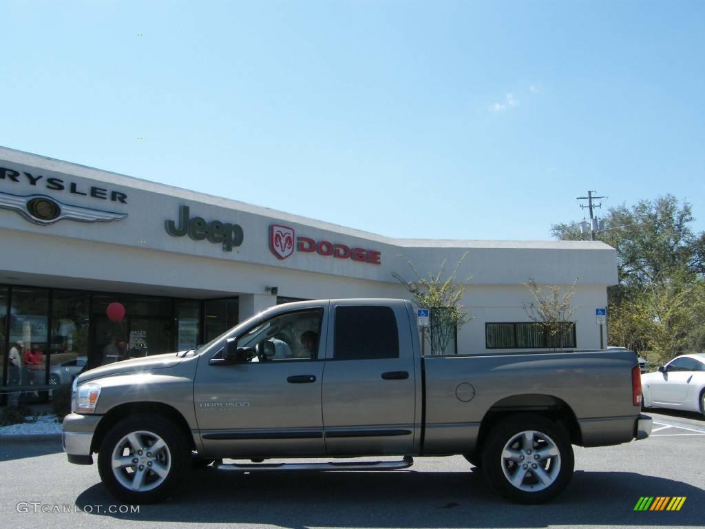 2006 Ram 1500 SLT Quad Cab - Light Khaki Metallic / Khaki Beige photo #2