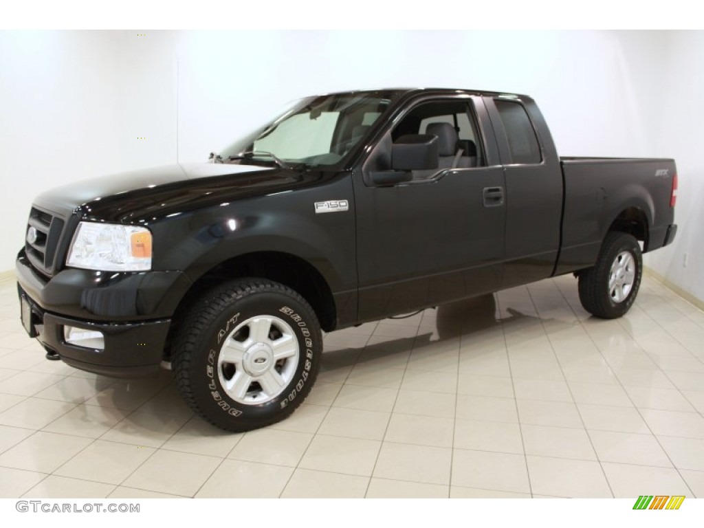 2005 F150 STX SuperCab 4x4 - Black / Medium Flint Grey photo #3