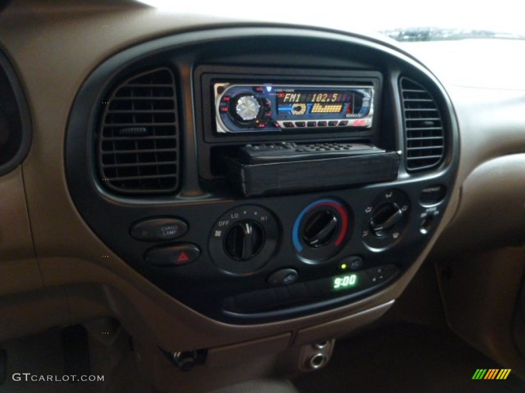 2003 Tundra Regular Cab - Desert Sand Metallic / Oak photo #13