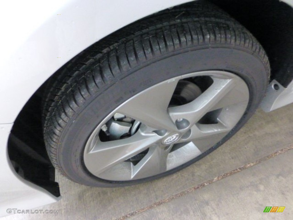2012 Toyota Camry SE V6 Wheel Photo #68586164