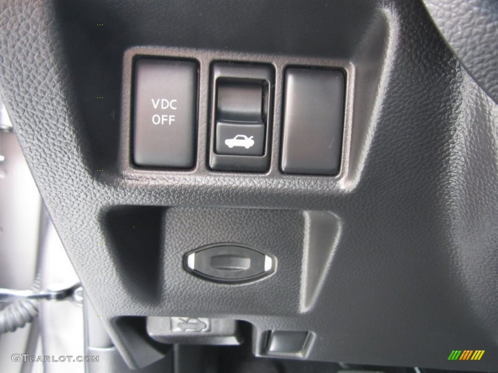 2009 Infiniti G 37 S Sport Coupe Controls Photo #68586491