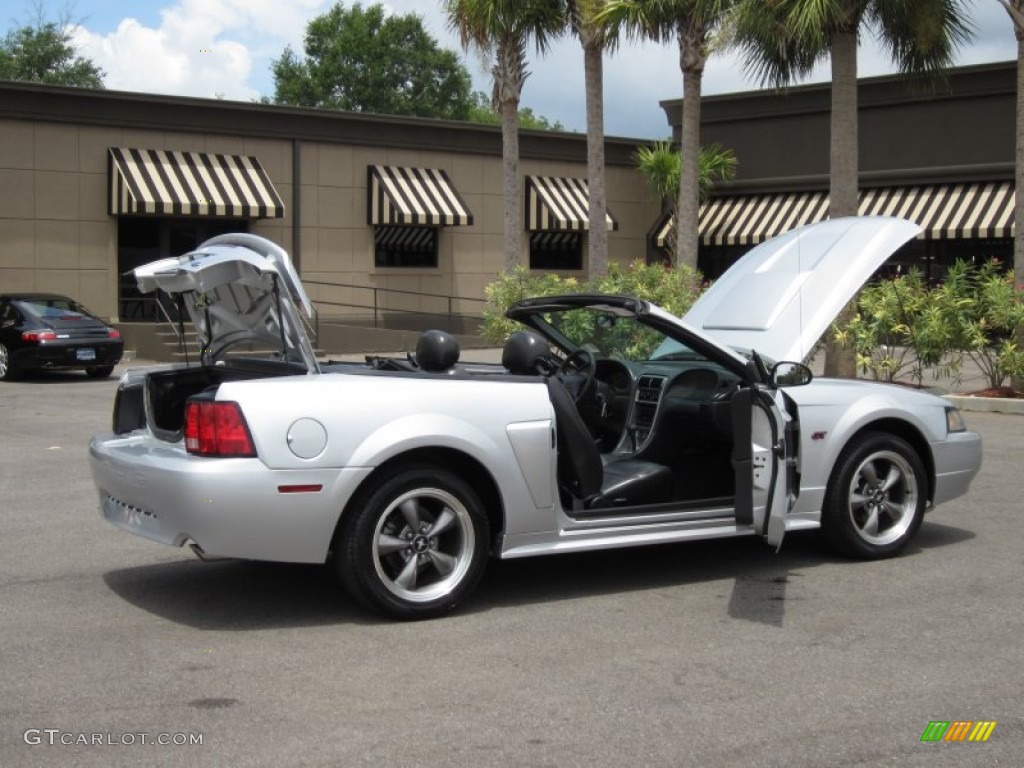 2003 Mustang GT Convertible - Silver Metallic / Dark Charcoal photo #34