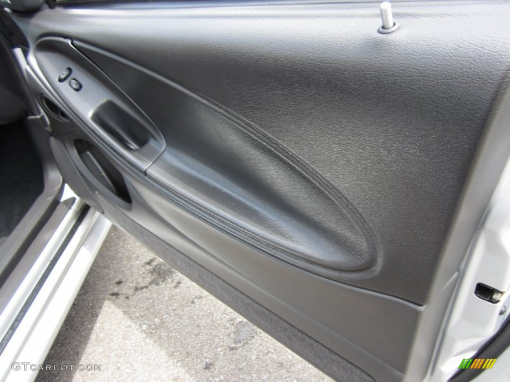 2003 Mustang GT Convertible - Silver Metallic / Dark Charcoal photo #43