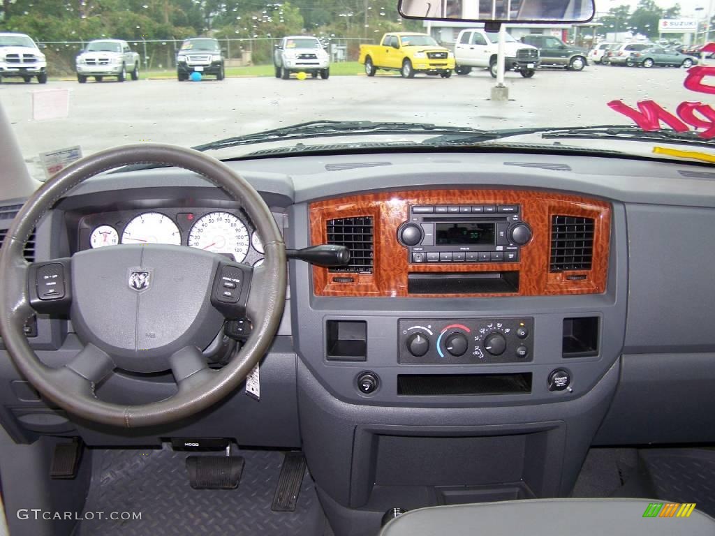 2007 Ram 3500 SLT Quad Cab 4x4 Dually - Inferno Red Crystal Pearl / Medium Slate Gray photo #10