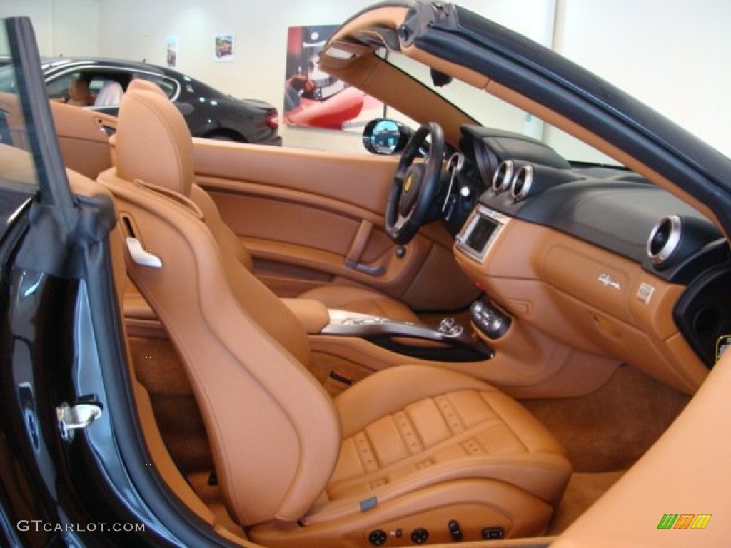 Cuoio Interior 2010 Ferrari California Standard California Model Photo #68589107