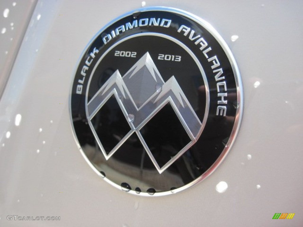 2013 Avalanche LTZ 4x4 Black Diamond Edition - White Diamond Tricoat / Dark Cashmere/Light Cashmere photo #11