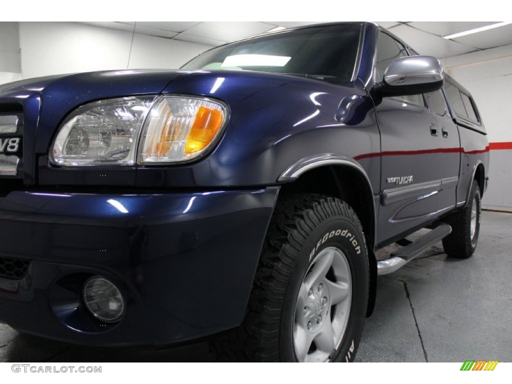 2003 Tundra SR5 Access Cab 4x4 - Stratosphere Blue Mica / Light Charcoal photo #9