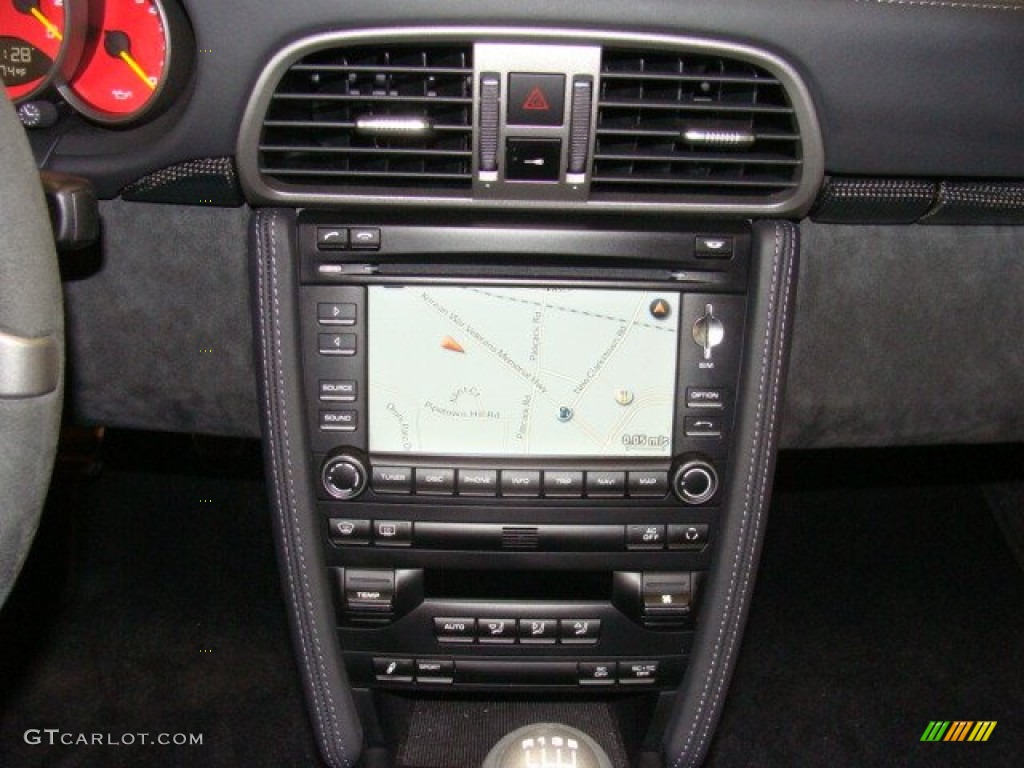2010 Porsche 911 GT3 RS Controls Photos