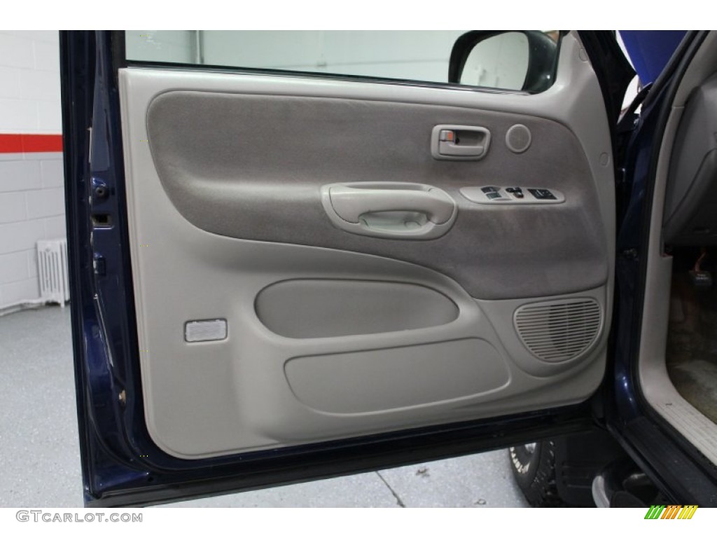 2003 Toyota Tundra SR5 Access Cab 4x4 Light Charcoal Door Panel Photo #68589523