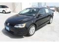 Black - Jetta SE Sedan Photo No. 3