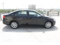 Black - Jetta SE Sedan Photo No. 9