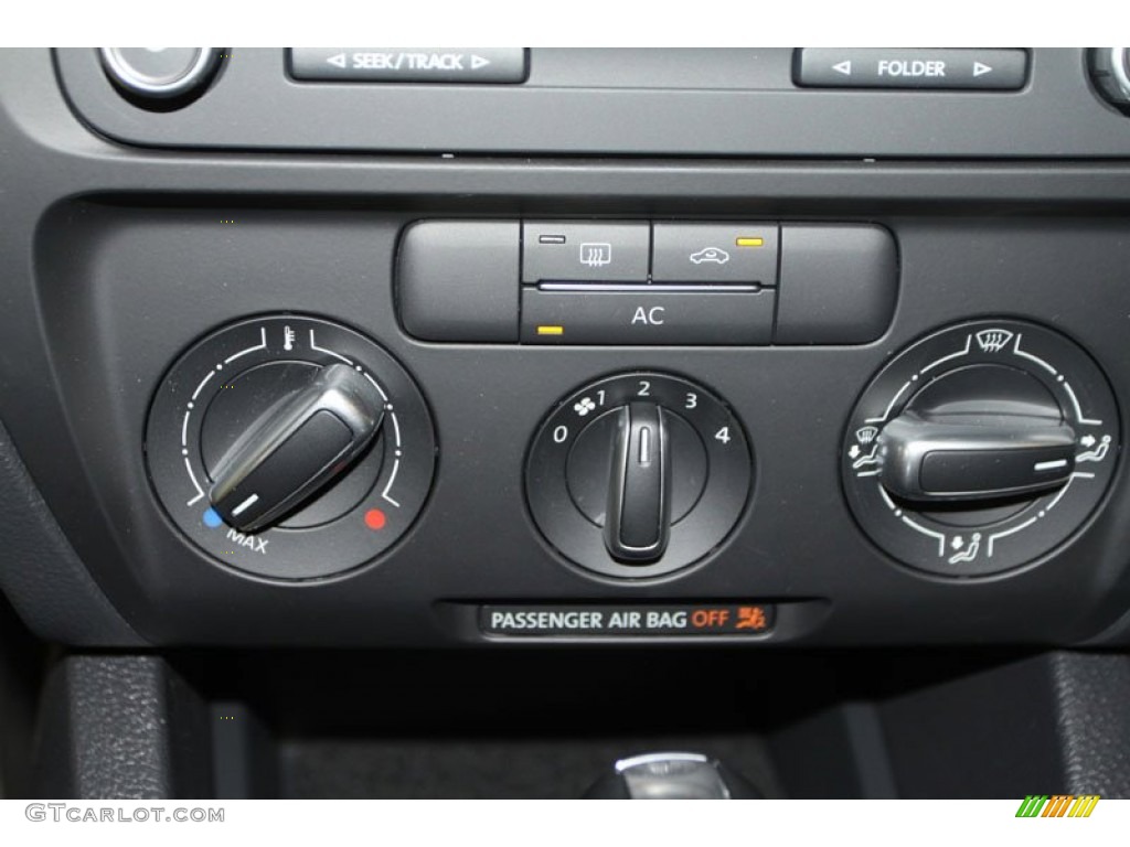 2012 Volkswagen Jetta SE Sedan Controls Photo #68589914