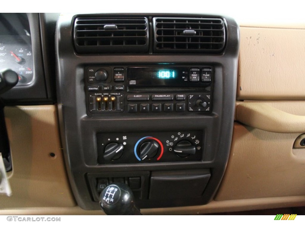 2002 Jeep Wrangler Sahara 4x4 Controls Photo #68590214