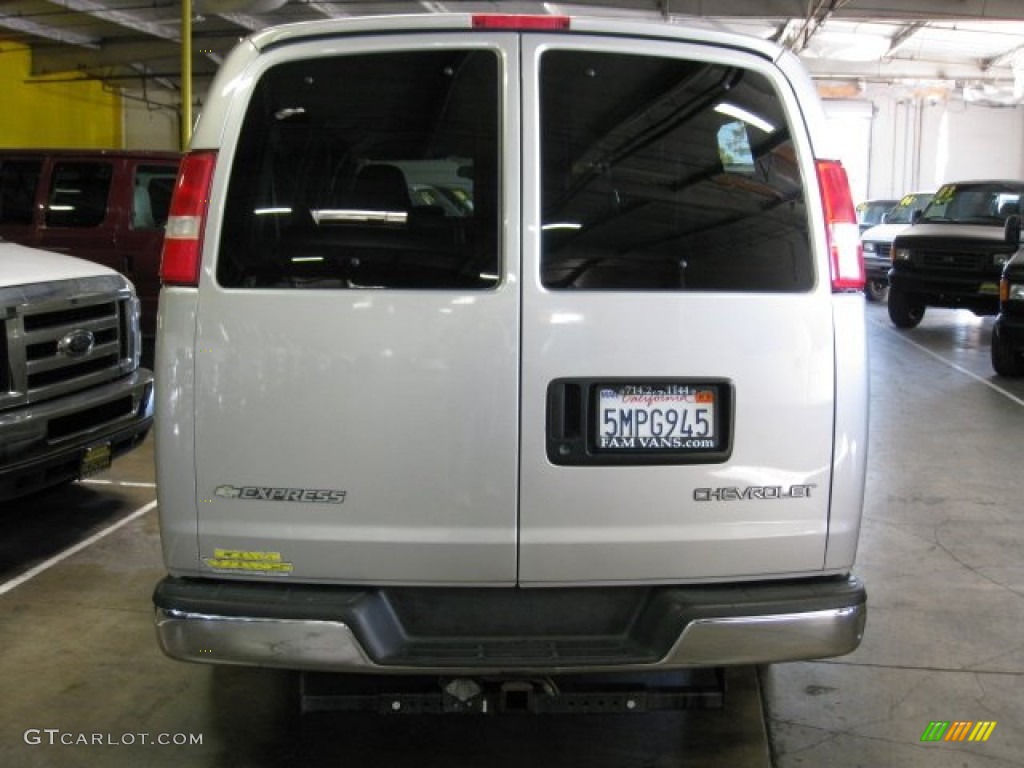 2005 Express 1500 Wheelchair Conversion Van - Silver Birch Metallic / Medium Dark Pewter photo #4