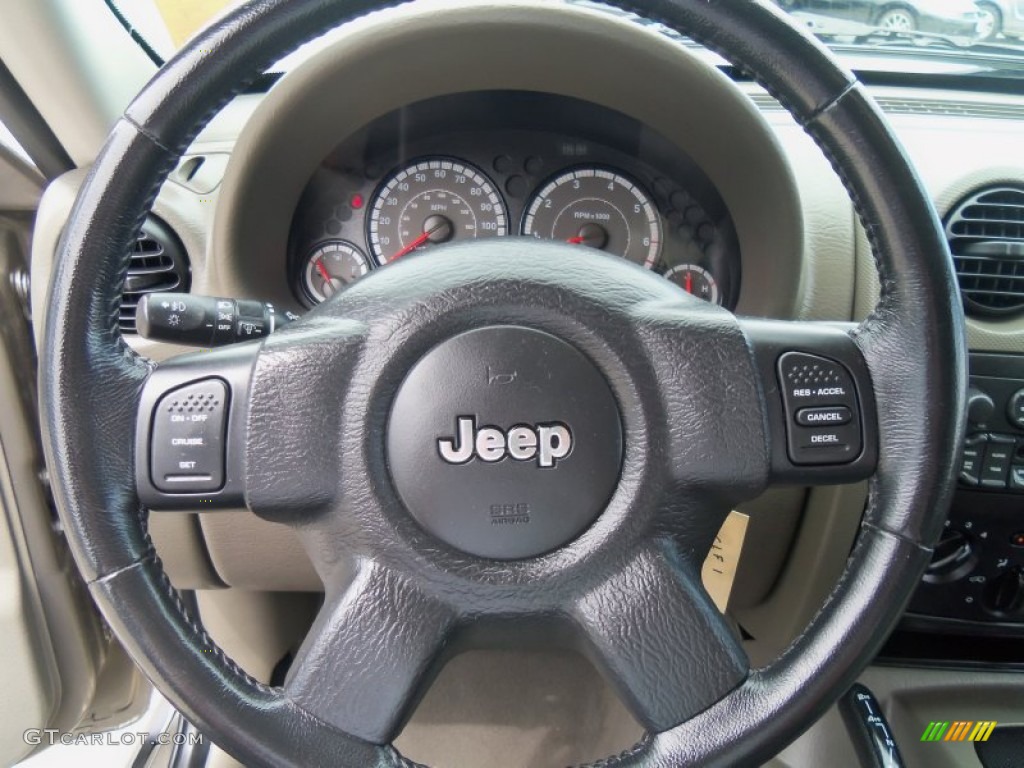 2007 Jeep Liberty Sport 4x4 Khaki Steering Wheel Photo #68592263