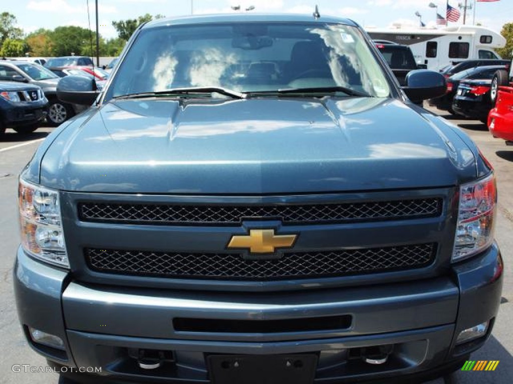 2009 Silverado 1500 LT Extended Cab 4x4 - Blue Granite Metallic / Ebony photo #8