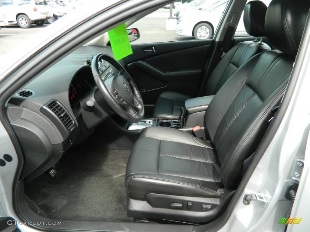 2010 Nissan Altima 3.5 SR Front Seat Photos