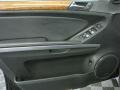 Black - GL 450 4Matic Photo No. 22