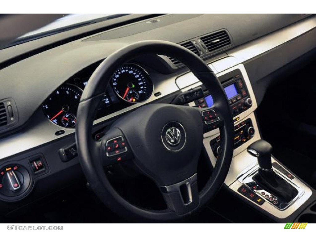 2009 Volkswagen CC VR6 Sport Black Steering Wheel Photo #68594975