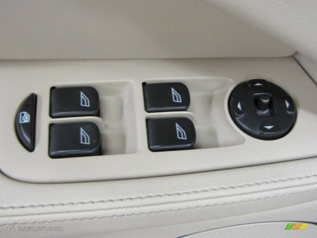 2003 Jaguar X-Type 3.0 Controls Photo #68594978