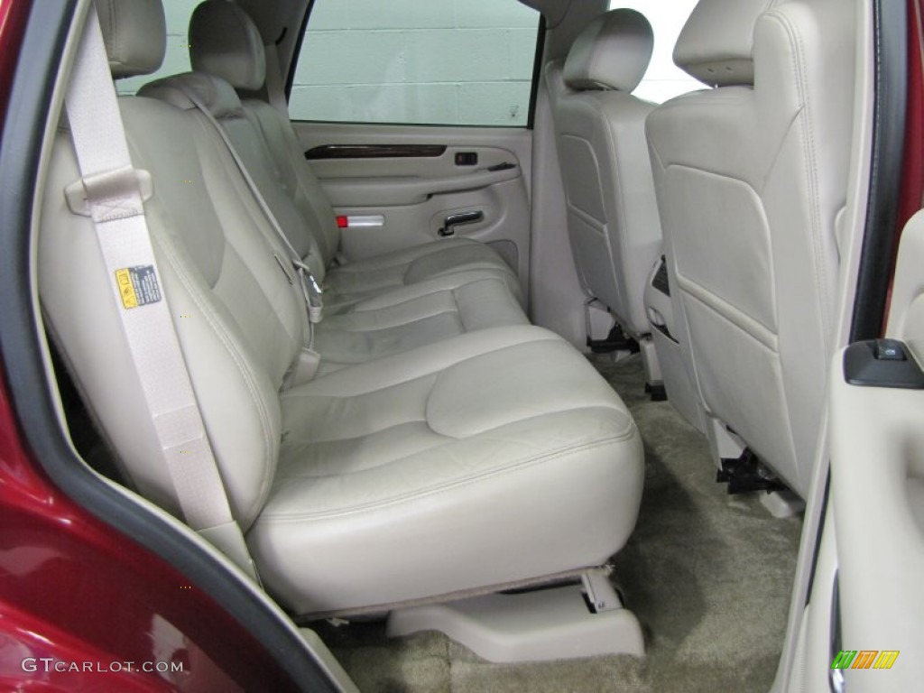 2003 Cadillac Escalade AWD Rear Seat Photo #68595394