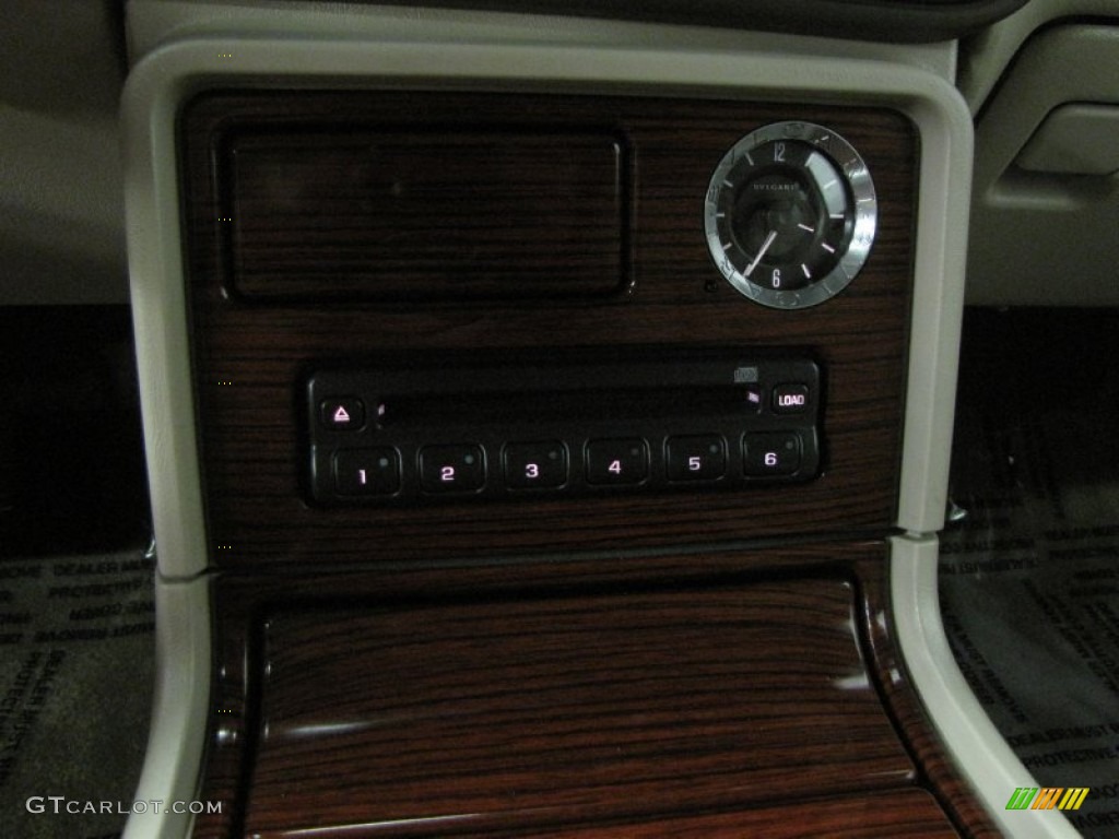 2003 Cadillac Escalade AWD Controls Photo #68595587