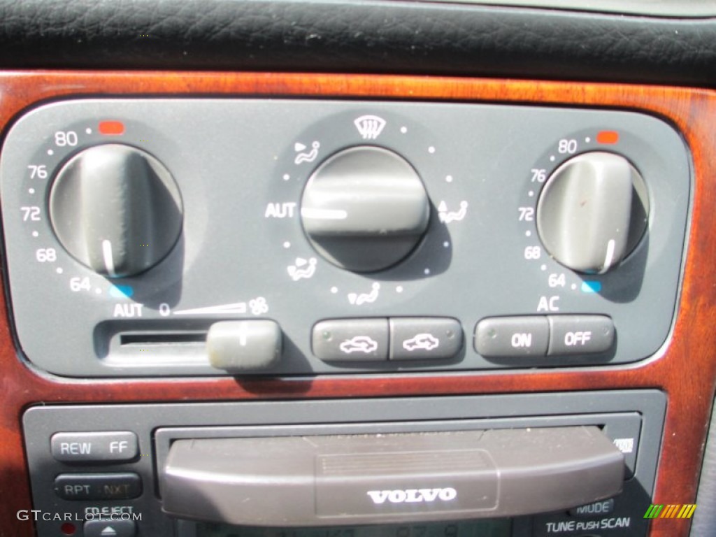2004 Volvo C70 High Pressure Turbo Controls Photo #68596247