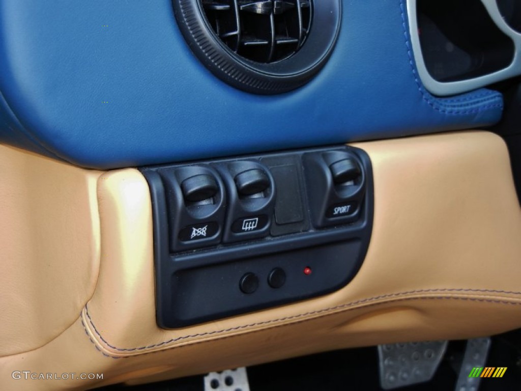 2002 Ferrari 360 Modena F1 Controls Photo #68596955