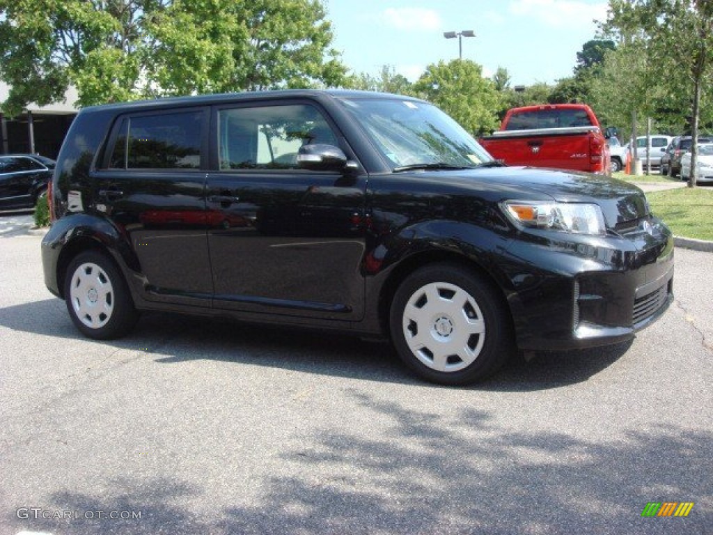 Black Sand Pearl 2012 Scion xB Standard xB Model Exterior Photo #68598236