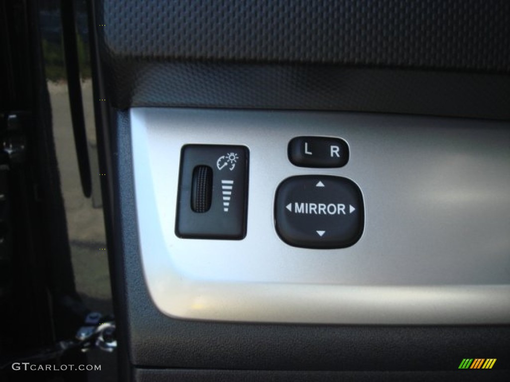 2012 Scion xB Standard xB Model Controls Photo #68598374