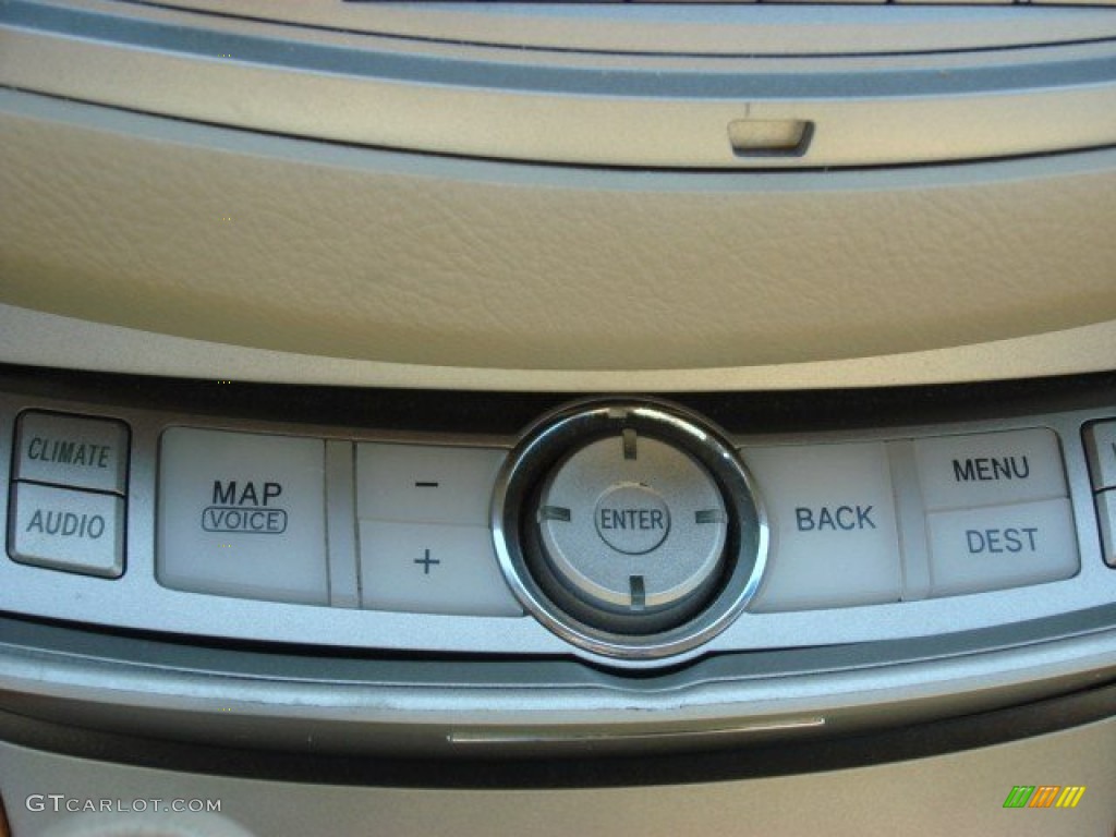 2006 Toyota Avalon Limited Controls Photo #68600285