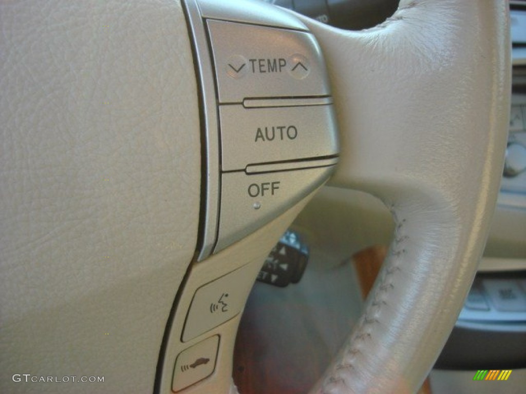 2006 Toyota Avalon Limited Controls Photo #68600315