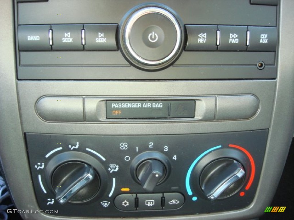 2009 Chevrolet Cobalt LS XFE Coupe Controls Photo #68601236