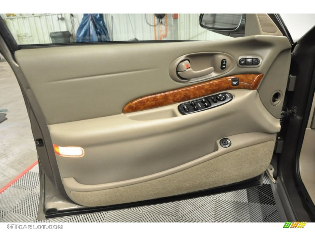 2002 Buick LeSabre Limited Taupe Door Panel Photo #68602355