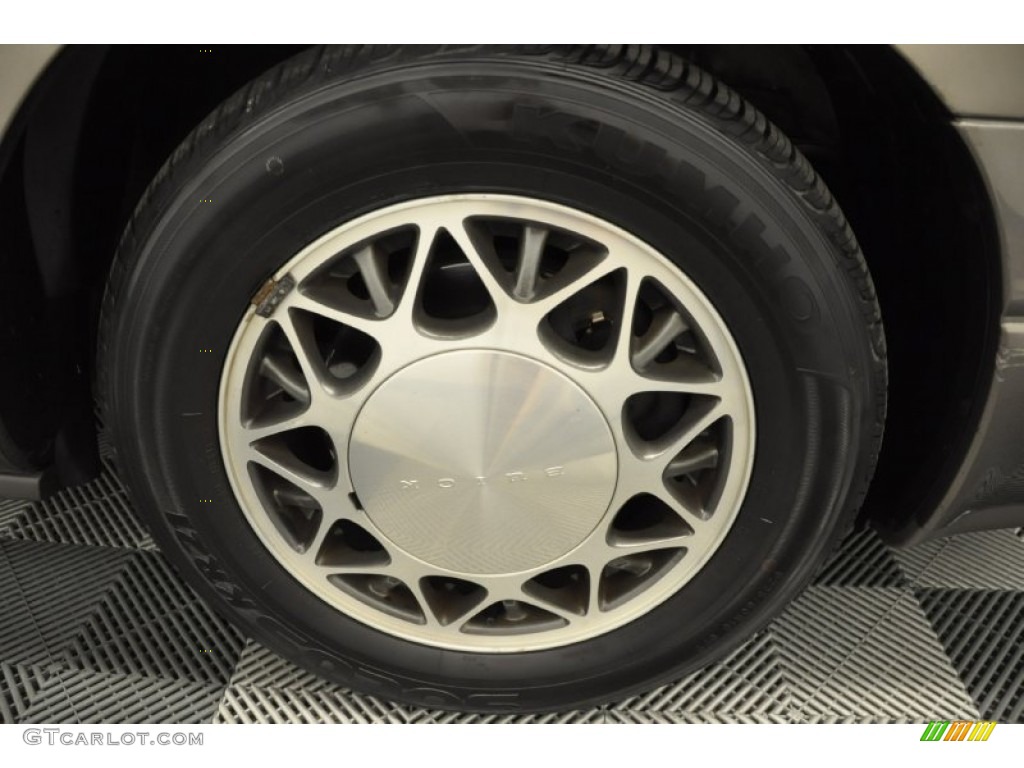 2002 Buick LeSabre Limited Wheel Photo #68602643